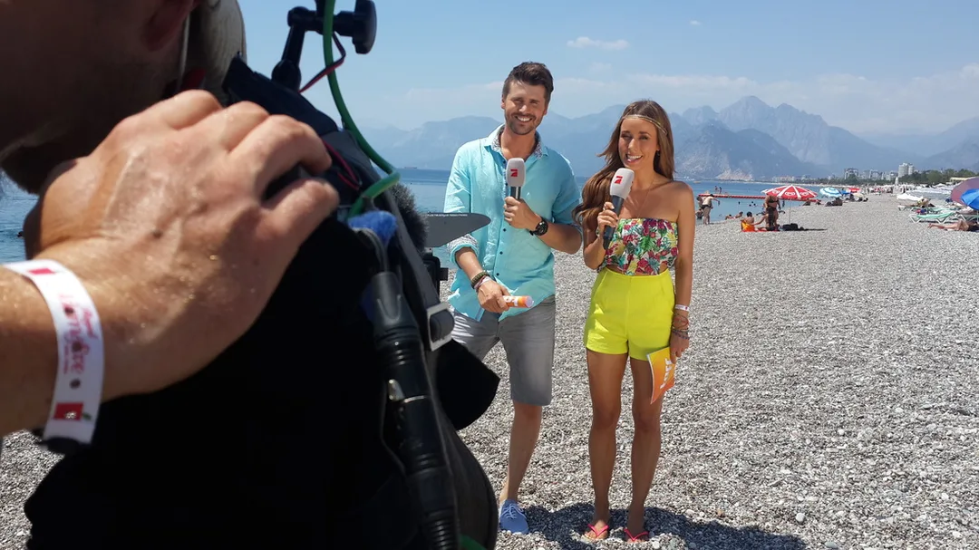 filming in konyaalti beach